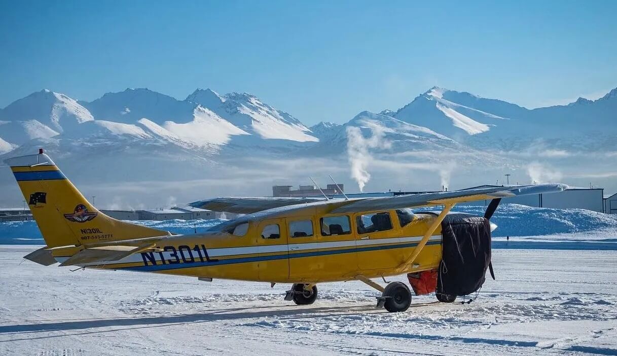 Fox Air Cessna 207 Stationair