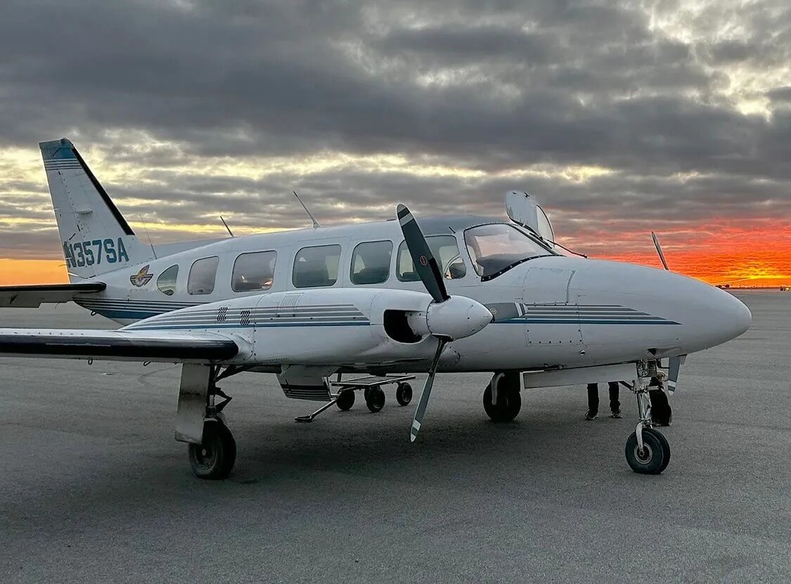Fox Air Piper Navajo Chieftain aircraft